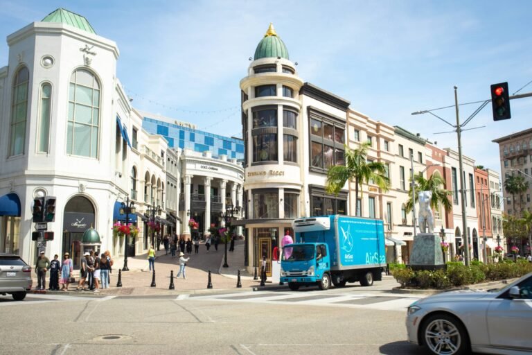 AirSea Packing White-Glove Delivery Image 6