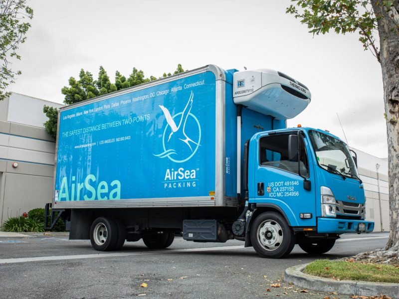 AirSea Packing White-Glove Delivery Image 4